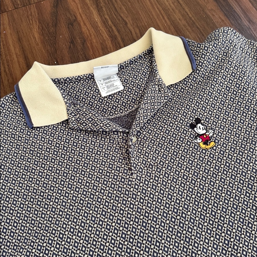 Vintage Men’s L Mickey Polo Disney Store Short Sleeve Embroidered Golf